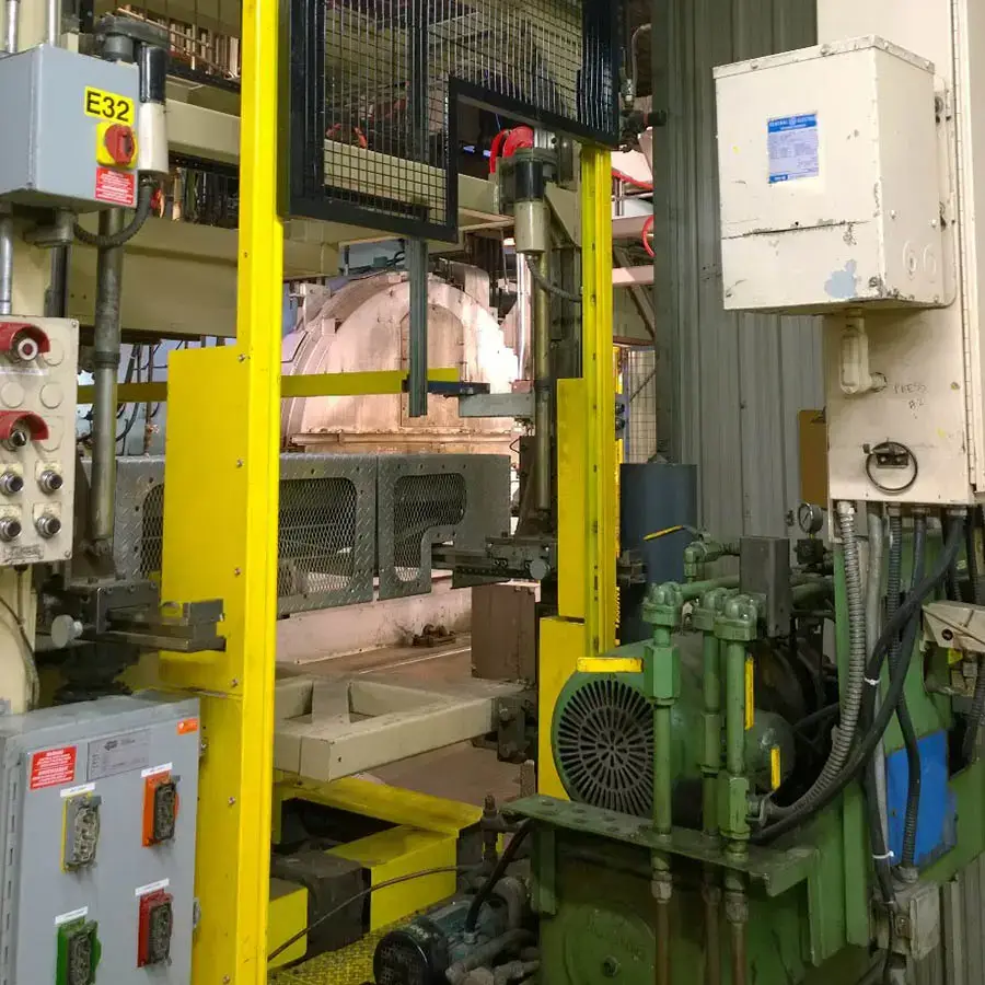 counterbalance safety doors